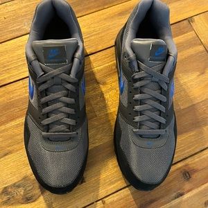 Brand new; Men’s Size 13 Air Max Navigate
